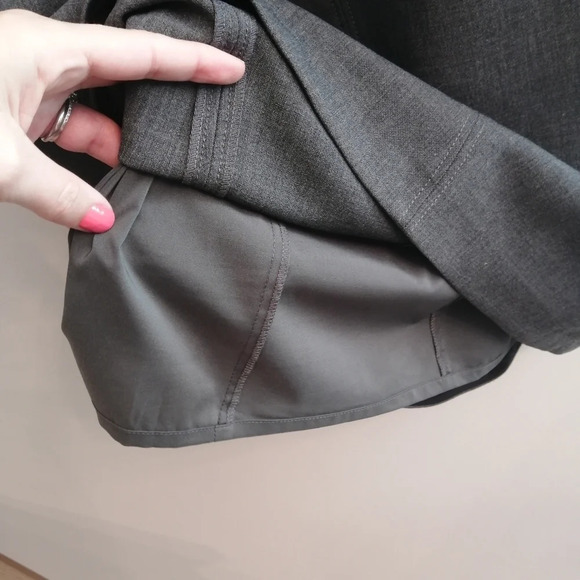 Diane Von Furstenberg Mackenzie Sheath Dress Embellished Jewel Neckline Gray 10 - Picture 9 of 14